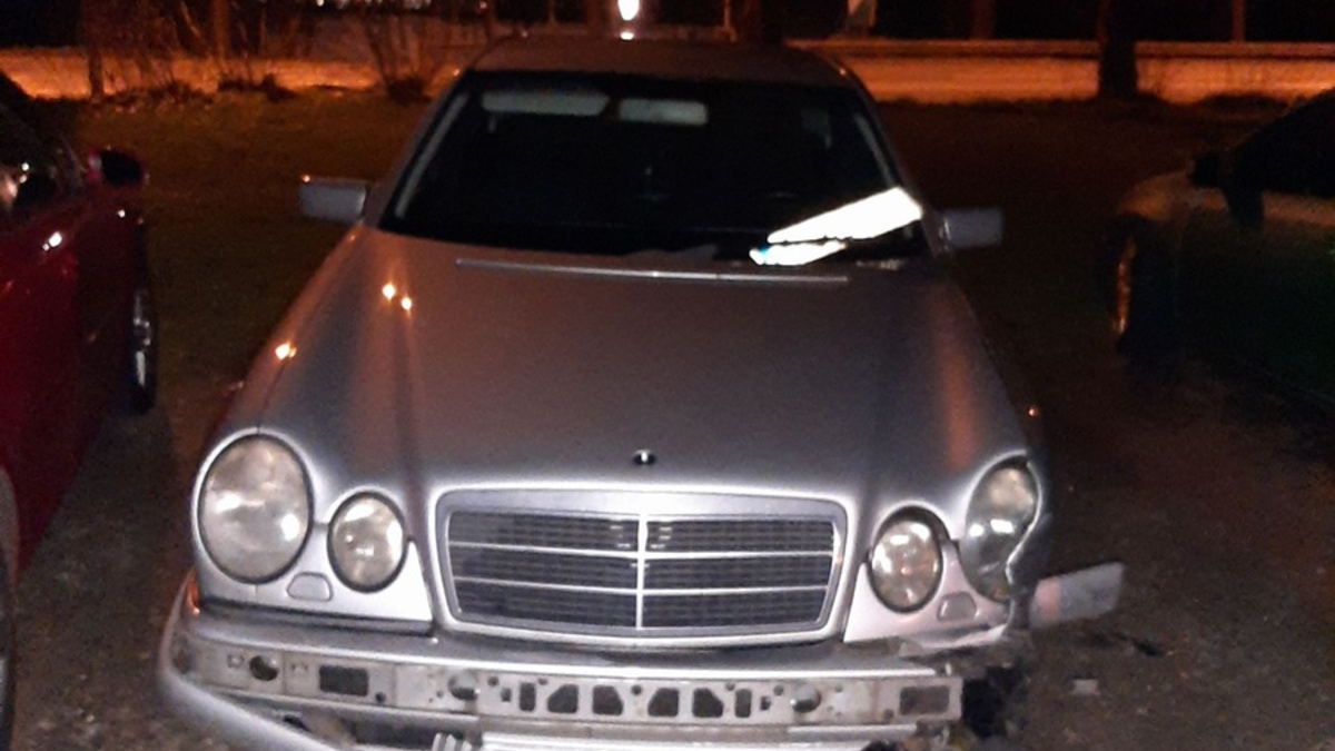 POL-FL: Flensburg: Verkehrsunfallflucht auf der Exe - PKW erheblich beschädigt - Foto: presseportal.de