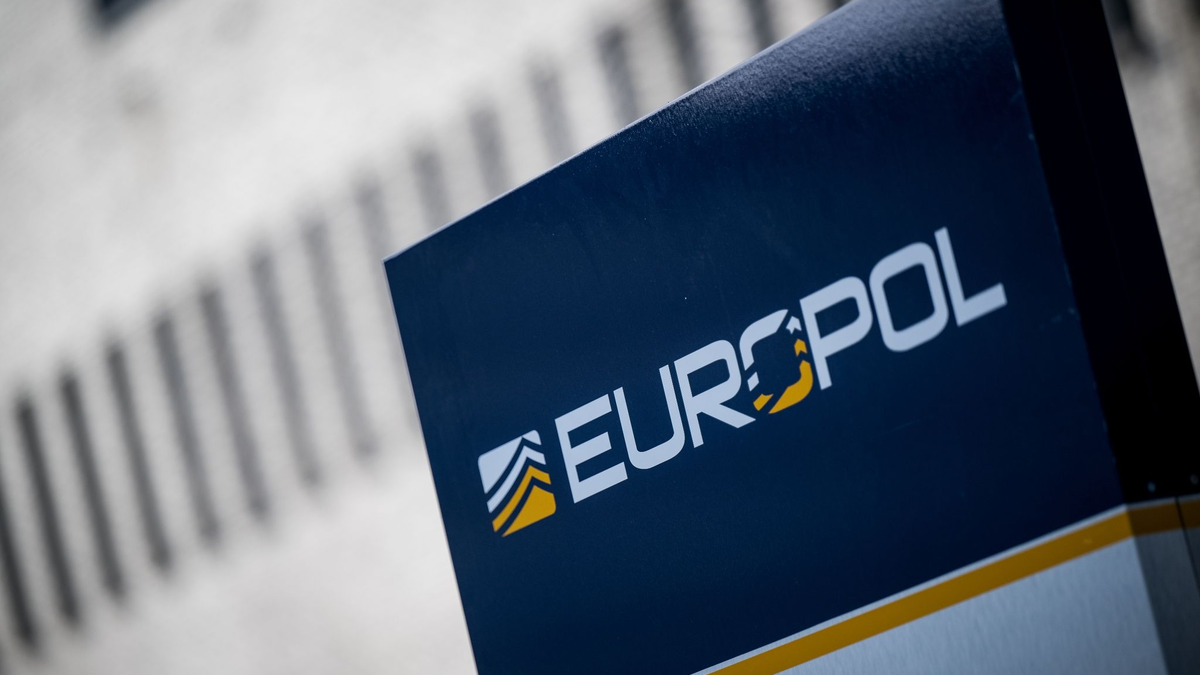 Die europäische Polizeibehörde Europol versucht den illegalen Drogenhandel einzudämmen. - Foto: Jasper Jacobs/Belga/dpa