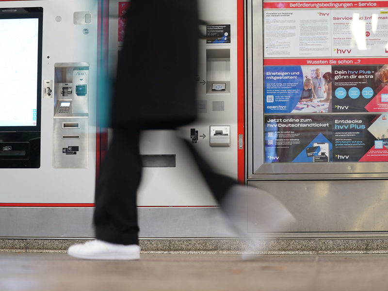 Bund und Länder haben sich auf die Einführung des vergünstigten Deutschlandtickets für Studierende zum Sommersemester geeinigt. - Foto: Marcus Brandt/dpa