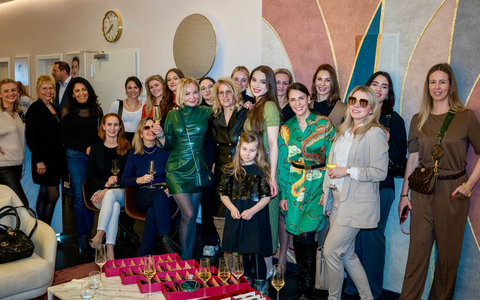 Am Frauentag schmieden Inanna Medical Spa und Haus der Optik Lankwitz eine innovative Partnerschaft, um Frauen durch Schönheit und Stil zu stärken - Foto: presseportal.de Am Frauentag schmieden Inanna Medical Spa und Haus der Optik Lankwitz eine innovative Partnerschaft, um Frauen durch Schönheit und Stil zu stärken - Foto: presseportal.de