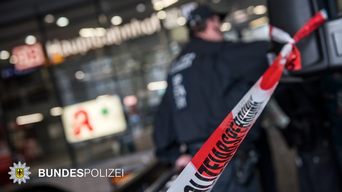 Bundespolizeidirektion München: Seniorin sorgt für Sperrung am Hauptbahnhof Bundespolizeieinsatz wegen abgestellten Koffer - Foto: presseportal.de