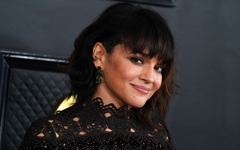 Auf ihrem neuen Album «Visions» gibt Norah Jones Einblicke in eine fröhliche Gefühlswelt. - Foto: Jordan Strauss/Invision/AP/dpa Auf ihrem neuen Album «Visions» gibt Norah Jones Einblicke in eine fröhliche Gefühlswelt. - Foto: Jordan Strauss/Invision/AP/dpa