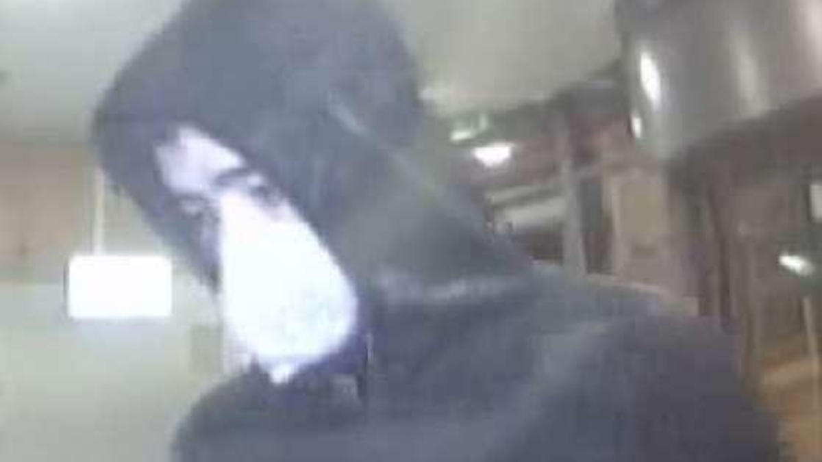 POL-HI: Gemeinsame Pressemeldung der Staatsanwaltschaft und der Polizei Hildesheim// Schwerer Raub - Öffentlichkeitsfahndung - Foto: presseportal.de