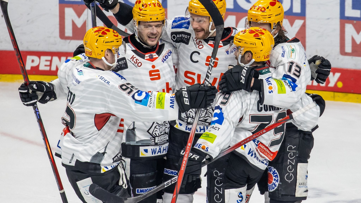 Die Fischtown Pinguins gehen als Tabellenerster in die DEL-Playoffs. - Foto: Andreas Gora/dpa