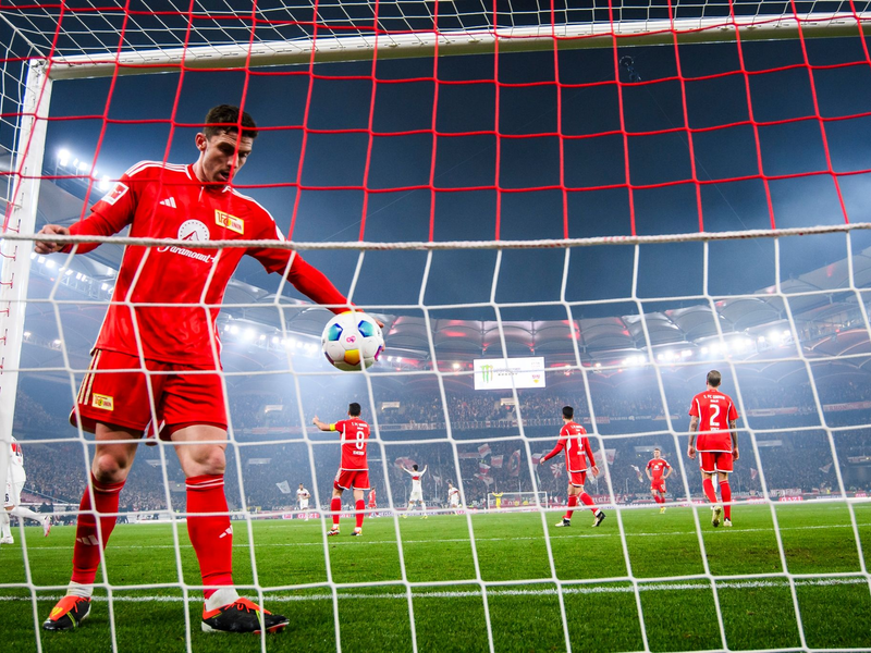 Die wenigen Tore seien «ein Hauptproblem, das sich durch die ganze Saison zieht», sagt Robin Gosens. - Foto: Tom Weller/dpa