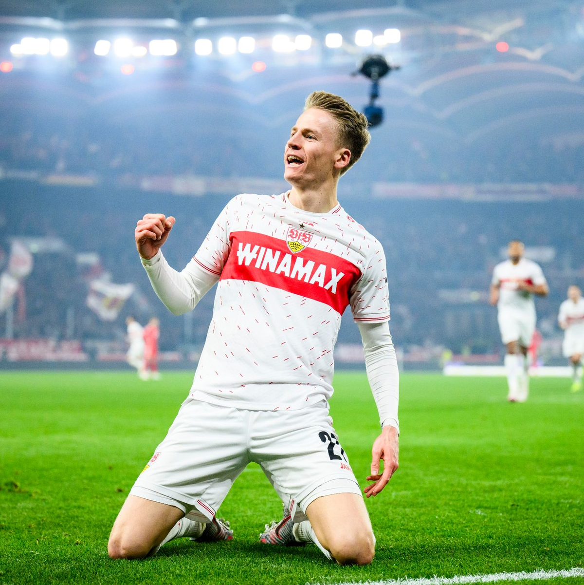 Beim VfB Stuttgart gehört Chris Führich in dieser Spielzeit zu den Leistungsträgern. - Foto: Tom Weller/dpa