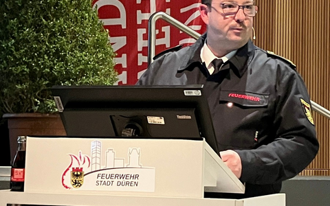 FW Düren: Feuerwehr Düren zieht Jahresbilanz - Foto: presseportal.de