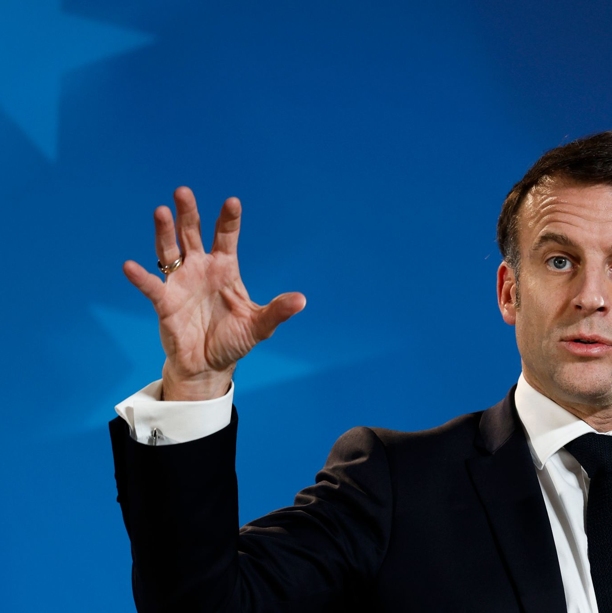 Macron hatte erklärt, die Freiheit, einen Schwangerschaftsabbruch vornehmen zu lassen, solle in die Charta der Grundrechte der EU aufgenommen werden. - Foto: Omar Havana/AP/dpa