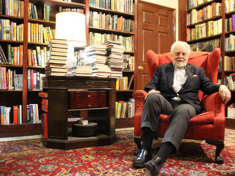 Otto Penzler im Keller des «Mysterious Bookshop». - Foto: Christina Horsten/dpa