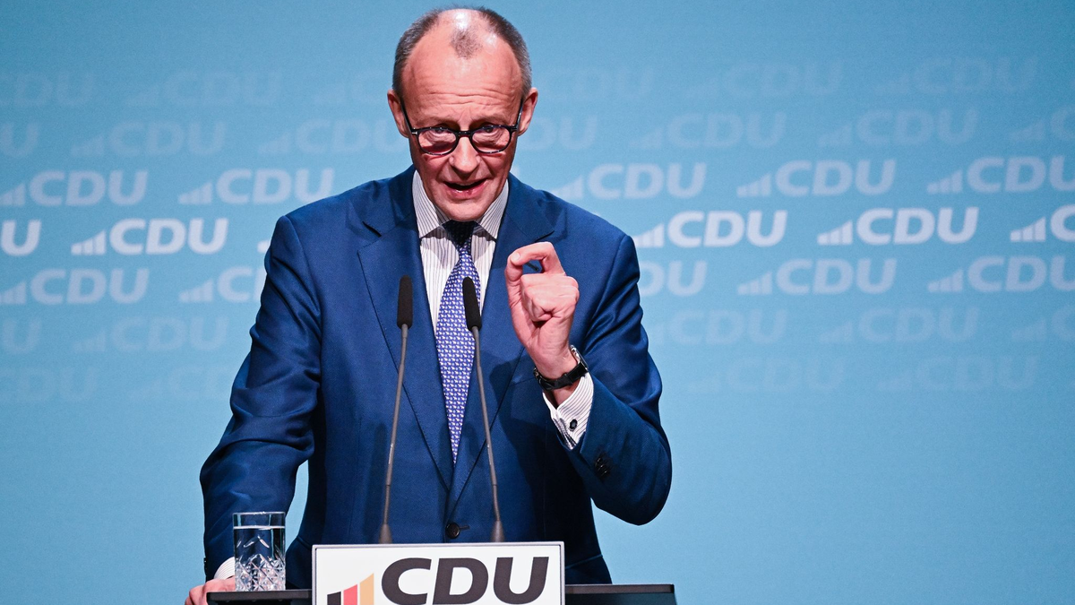 Friedrich Merz fordert einen umfangreicheren Einsatz moderner Technik bei den Ermittlungsbehörden. - Foto: Bernd Weißbrod/dpa