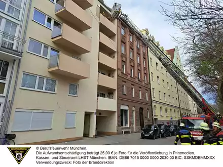 FW-M: Fassadenputz stürzt auf Gehweg (Isarvorstadt) - Foto: presseportal.de