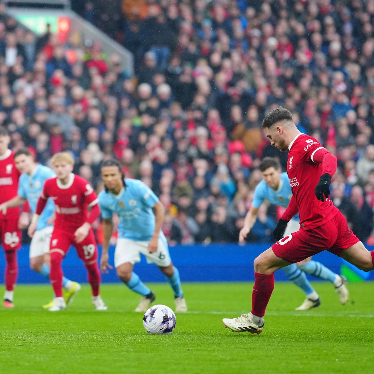 Sorgte per Elfmeter für den Ausgleich: Liverpools Alexis Mac Allister. - Foto: Jon Super/AP/dpa