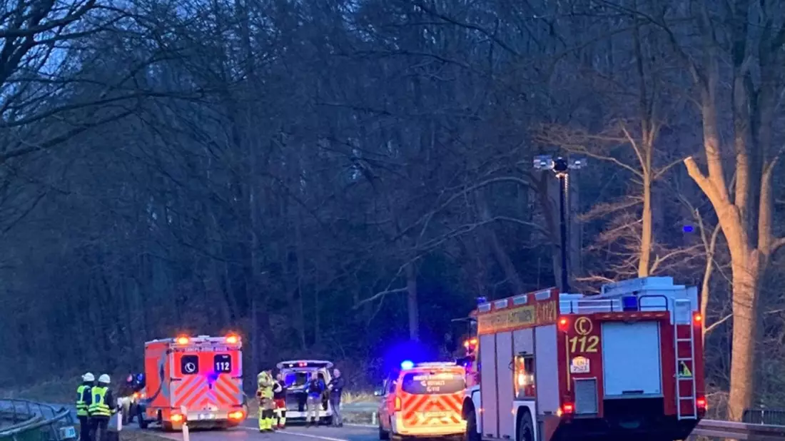 FW-EN: Motorradfahrer verstirbt nach Verkehrsunfall in Hattingen - Bild: presseportal.de