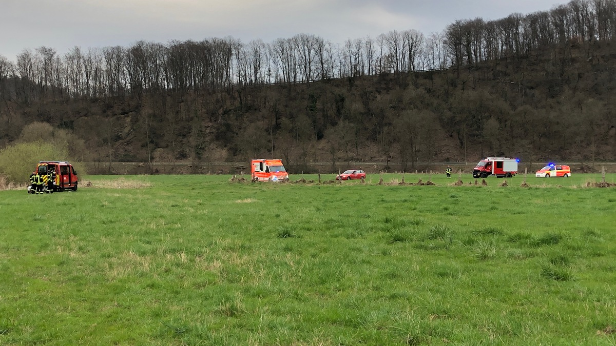 FW Hennef: Personensuche auf der Sieg - Verstorbene Person gefunden - Foto: presseportal.de