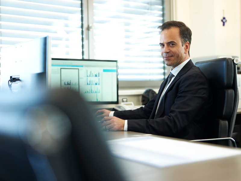 Konstantinos Vasiadis von der elvinci.de GmbH: Wie er seinen Kunden den Erfolg im Amazon-Retourenhandel sichert - Foto: presseportal.de