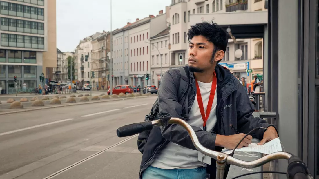 Erwachsenwerden in Tbilisi, Berlin und Seewalde: 3sat zeigt neue Filme in der Dokumentarfilmreihe Ab 18! - Bild: presseportal.de