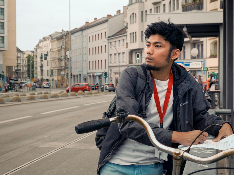 Erwachsenwerden in Tbilisi, Berlin und Seewalde: 3sat zeigt neue Filme in der Dokumentarfilmreihe Ab 18! - Foto: presseportal.de