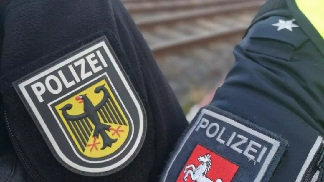 BPOL-HB: Gemeinsame Pressemitteilung der Bundespolizeiinspektion Bremen und der Polizeiinspektion Lüneburg/Lüchow-Dannenberg/Uelzen - Bundespolizei und Polizei Lüneburg intensivieren Zusammenarbeit - Bild: presseportal.de