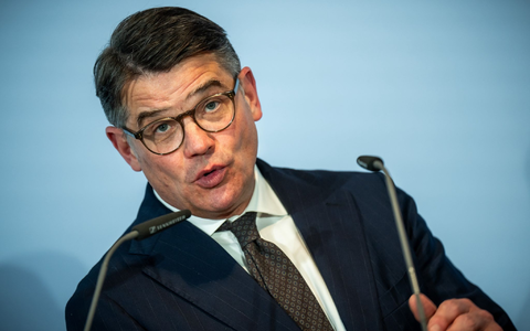 Für Hessens Ministerpräsident Rhein war Horns Schaffen einzigartig und visionär (Archivbild). - Foto: Michael Kappeler/dpa Für Hessens Ministerpräsident Rhein war Horns Schaffen einzigartig und visionär (Archivbild). - Foto: Michael Kappeler/dpa