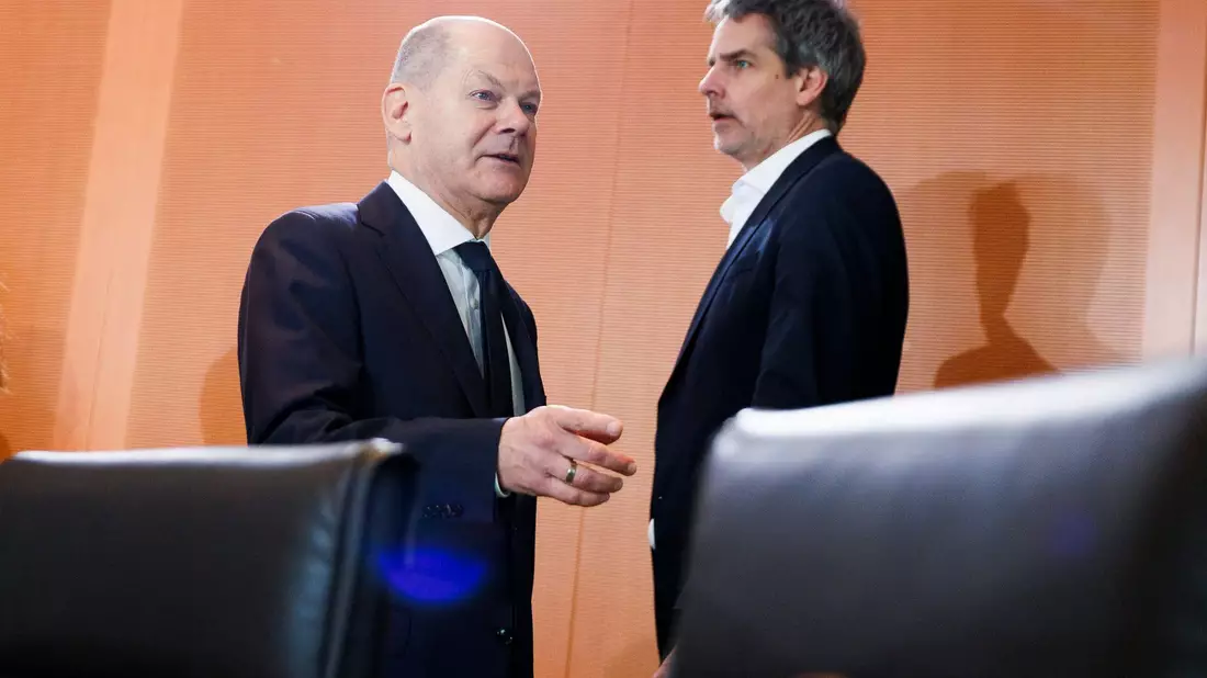 Scholz kritisiert das öffentliche Auftreten seiner eigenen Regierung. (Archivfoto) - Bild: Carsten Koall/dpa