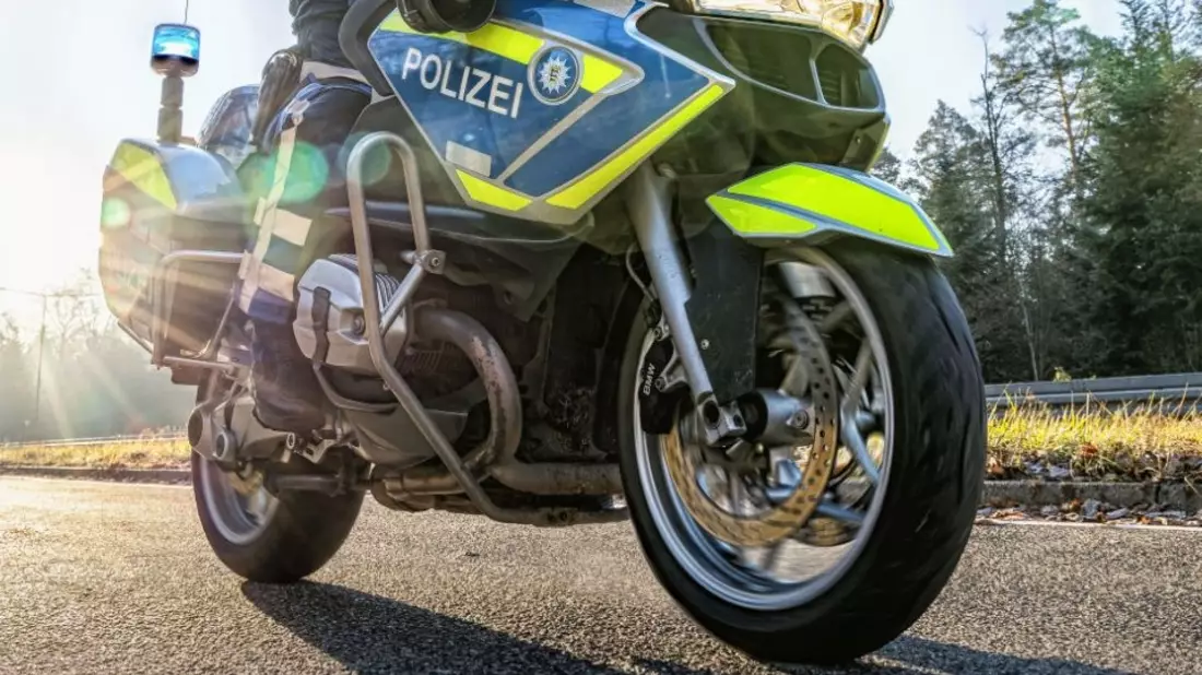 POL-KA: Medieninfo der Polizei Karlsruhe: Sicher in und durch die Motorradsaison 2024 - Bild: presseportal.de