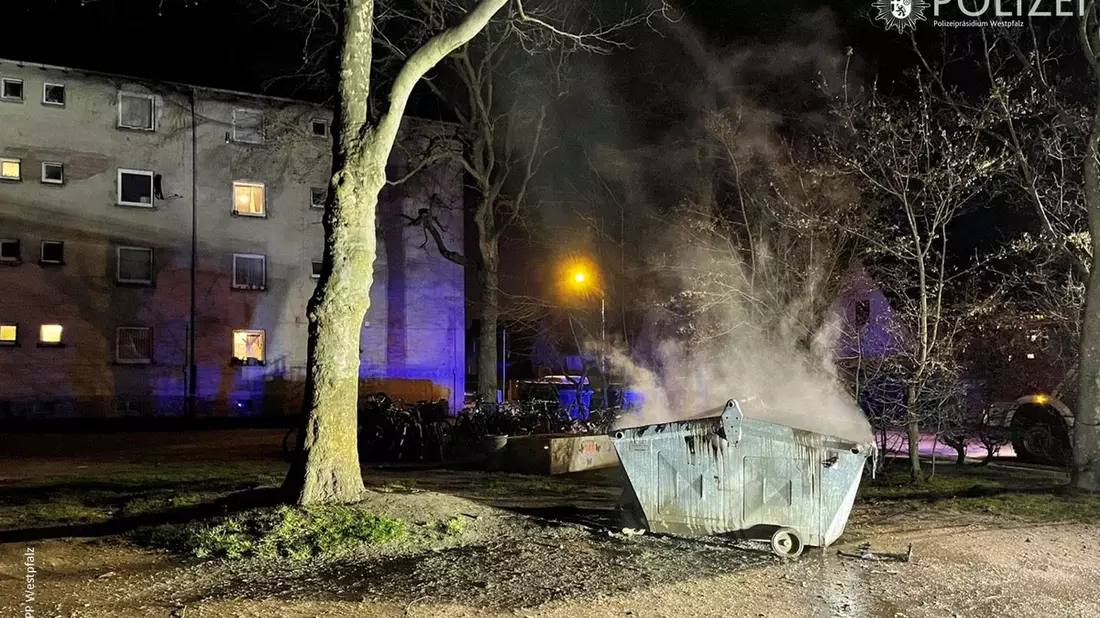 POL-PPWP: Müllcontainer brennen - Zeugen gesucht! - Bild: presseportal.de