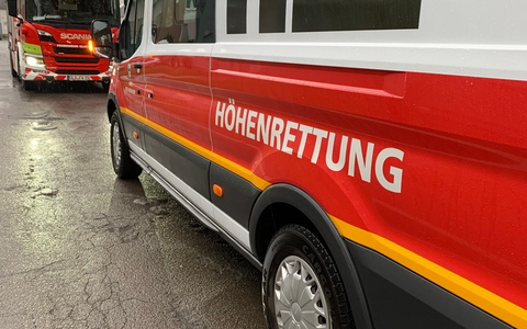 FW-GLA: Höhenrettereinsatz in Gladbeck - Foto: presseportal.de
