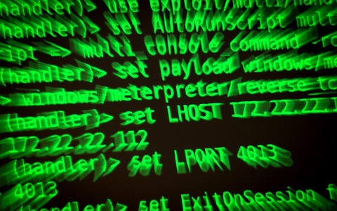 Hacker haben mehrere staatliche Stellen in Frankreich angegriffen. - Foto: Sina Schuldt/dpa