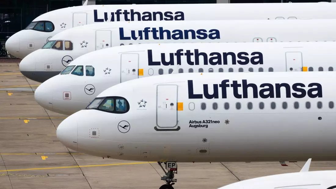 Die Gewerkschaft Ufo hat die insgesamt etwa 19.000 Flugbegleiter der Lufthansa zum Streik aufgerufen. - Bild: Lando Hass/dpa