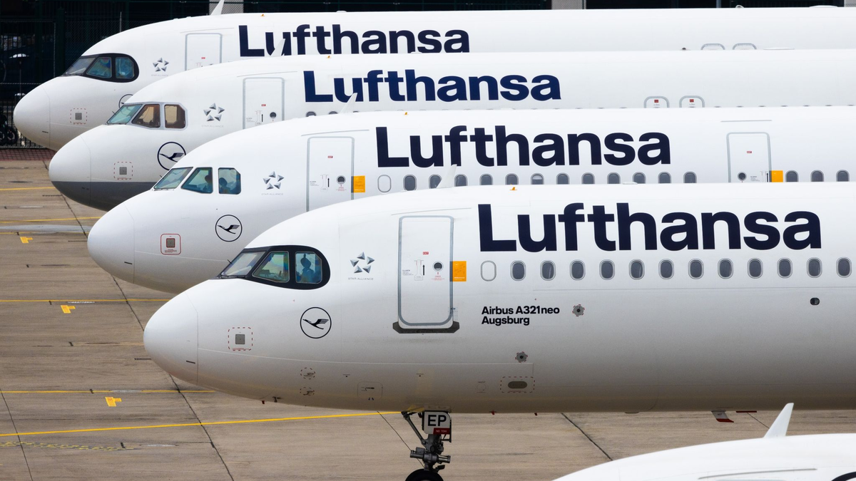 Die Gewerkschaft Ufo hat die insgesamt etwa 19.000 Flugbegleiter der Lufthansa zum Streik aufgerufen. - Foto: Lando Hass/dpa