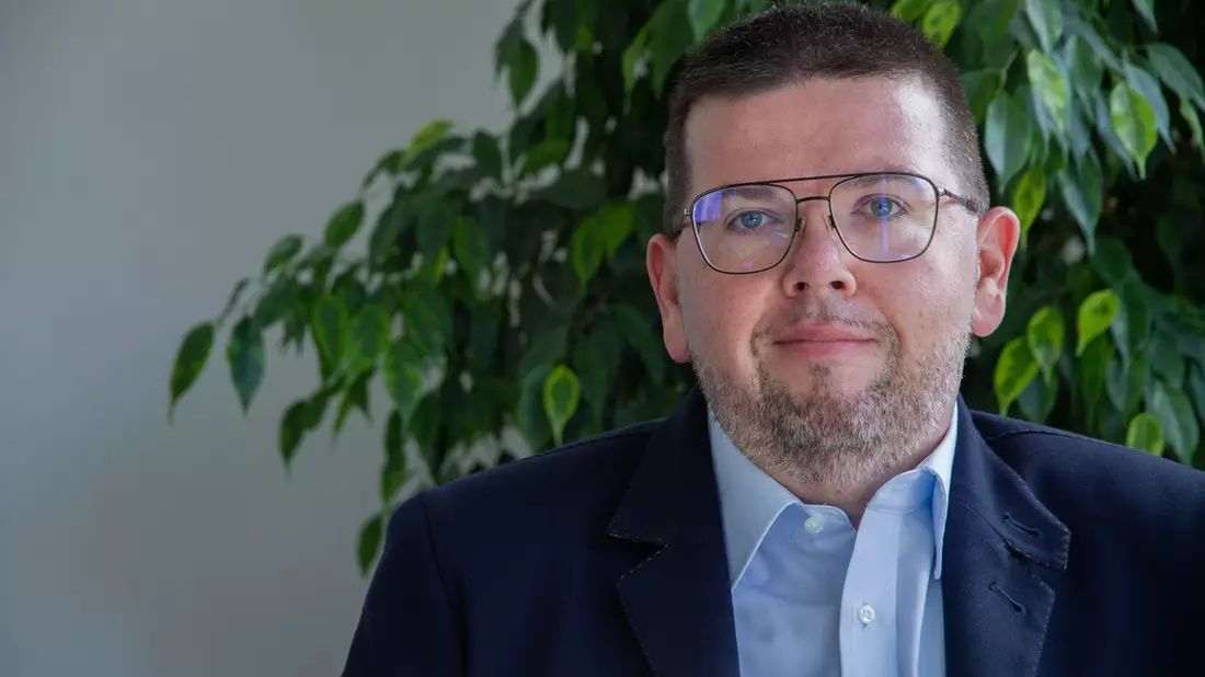 Tobias Baumann von gettogethr: Der Bedarf in Speditionen pendelt zwischen Neukunden und Mitarbeitern - Onlinemarketing schafft den Ausgleich - Bild: presseportal.de
