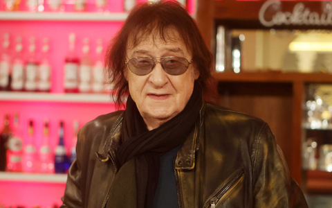 Dieter Birr, genannt Maschine, ehemaliger Sänger der DDR-Rockband Puhdys. Der Künstler wird am 18. März 80 Jahre alt. - Foto: Bodo Schackow/dpa