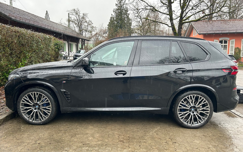 HZA-UL: Zoll versteuert SUVs - Foto: presseportal.de