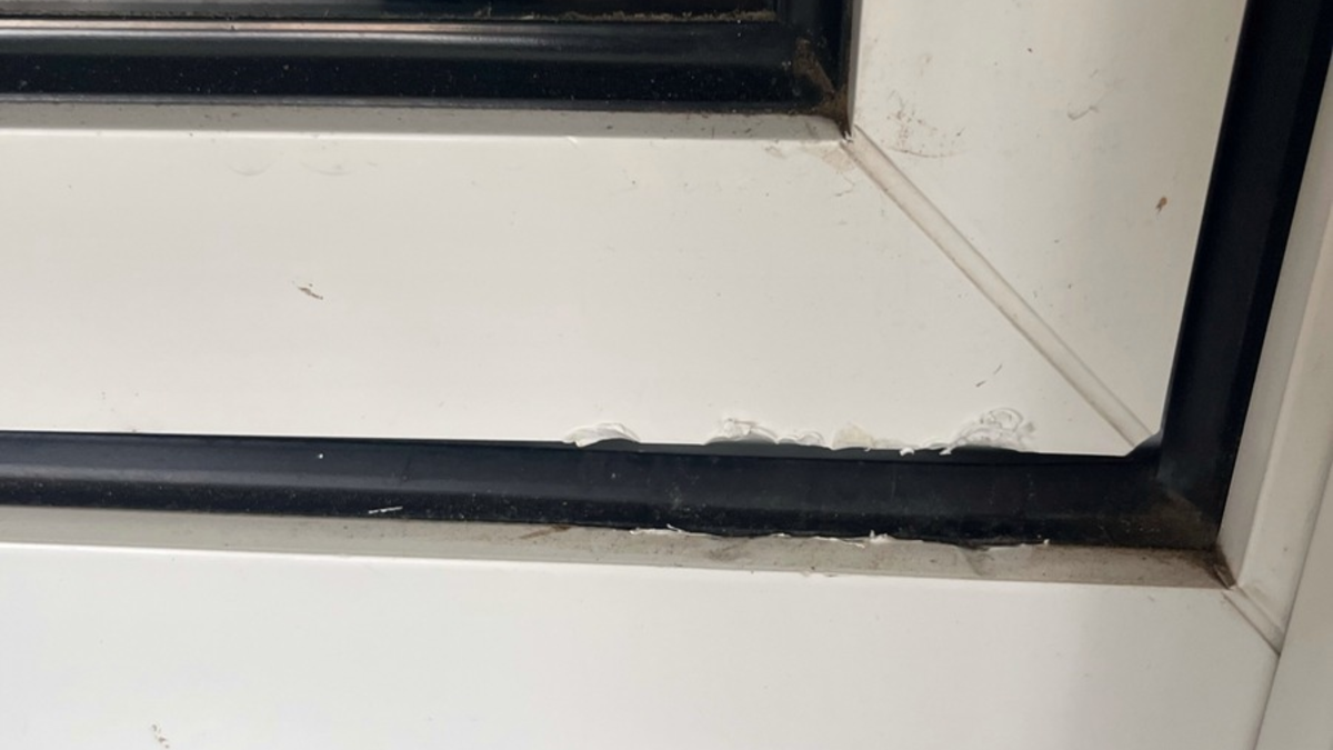 POL-NE: Hausbewohner überrascht Einbrecher - Foto: presseportal.de