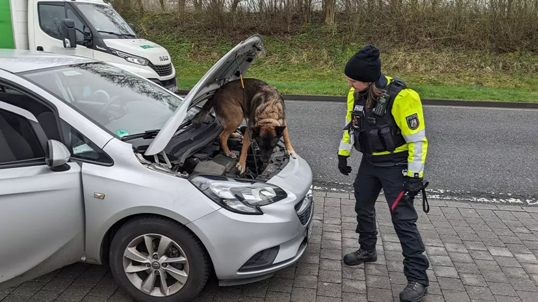 POL-ST: Ochtrup, Kontrollstationen an der B 54 Diverse Vergehen festgestellt - Bild: presseportal.de