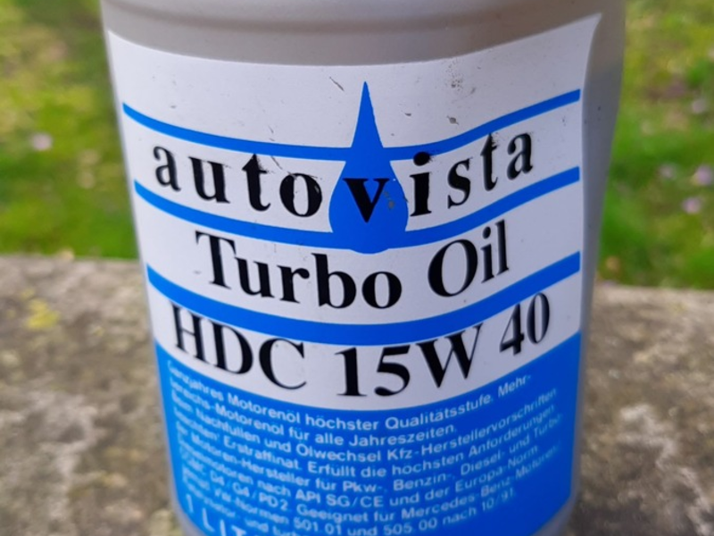 POL-SE: Elmshorn/ L 100 - Polizei sucht Zeugen nach Ablagerung von Motoröl - Foto: presseportal.de