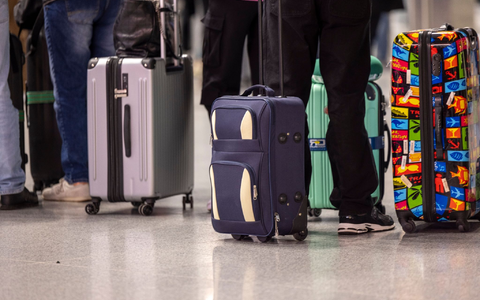 Mit erneuten Warnstreiks gleich mehrerer Berufsgruppen legt die Gewerkschaft Verdi ab Donnerstag wichtige Teile des deutschen Luftverkehrs lahm. - Foto: Thomas Banneyer/dpa