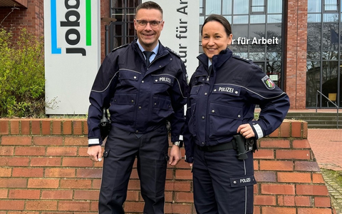 POL-BO: Infos zum Polizeiberuf aus erster Hand bei der Info-Messe der Agentur für Arbeit - Foto: presseportal.de
