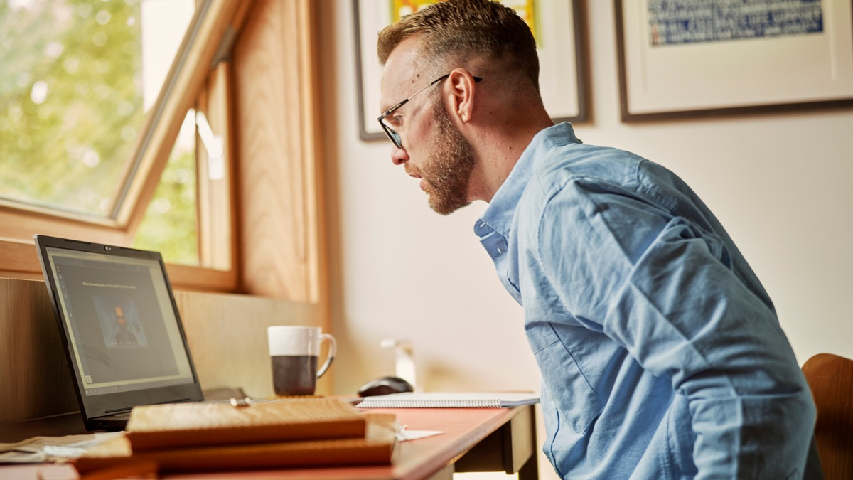 Aufholbedarf: Nur etwa die Hälfte der deutschen Unternehmen fördert die KI-Kompetenzen ihrer Mitarbeitenden - Foto: presseportal.de