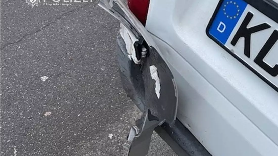 POL-PPWP: Parkendes Auto gerammt und weitergefahren - Bild: presseportal.de