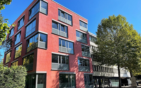 Akquisition stĂ€rkt Stellung im Markt und verdichtet Service-Netz / Stölting Service Group ĂŒbernimmt Dirk MĂŒller GebĂ€udedienste in Bonn - Foto: presseportal.de Akquisition stĂ€rkt Stellung im Markt und verdichtet Service-Netz / Stölting Service Group ĂŒbernimmt Dirk MĂŒller GebĂ€udedienste in Bonn - Foto: presseportal.de