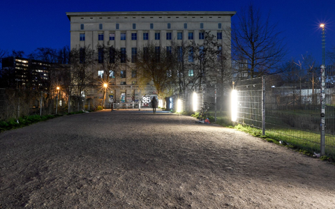 Der Eingangsbereich zum Club Berghain: Hier wird Kultur gelebt. - Foto: Britta Pedersen/dpa-Zentralbild/dpa