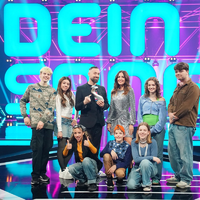 Rina (14) und Aki (18) aus Herzogenaurach triumphieren live im Dein Song-Finale und sind Songwriter des Jahres 2026! / Stimmungsvoller Song Without You überzeugt das Publikum - Foto: presseportal.de