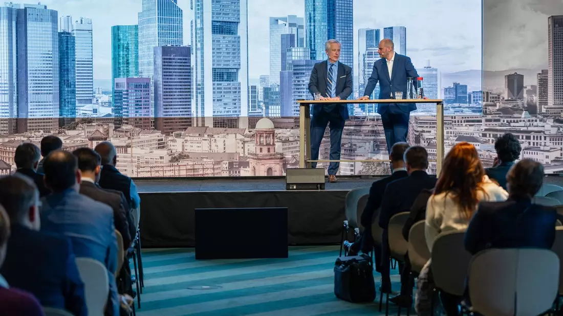 Der Wirtschaftsstandort Deutschland wird immer unattraktiver - Warnende Stimmen beim LBBW Fixed Income Forum in Frankfurt - Bild: presseportal.de