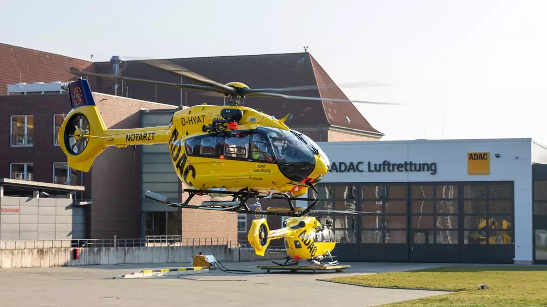Drei neue ADAC Rettungshubschrauber am Himmel - Bild: presseportal.de