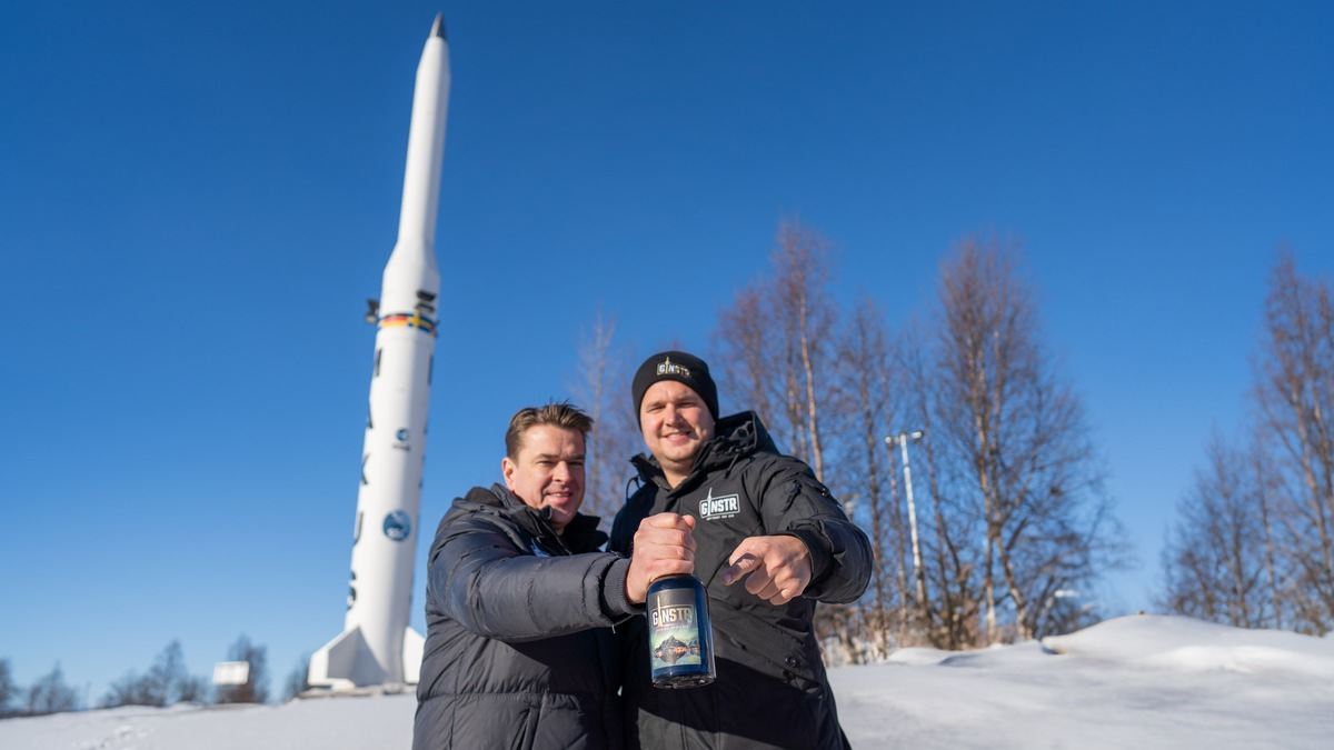 Deutscher Gin auf Weltraummission: GINSTR aus Stuttgart wurde erneut für Experimente ins Weltall geschossen - Foto: presseportal.de