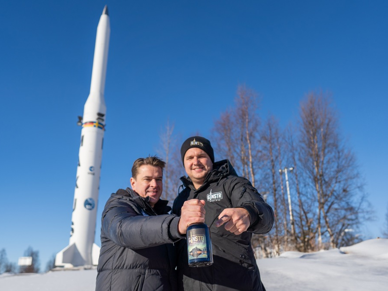 Deutscher Gin auf Weltraummission: GINSTR aus Stuttgart wurde erneut für Experimente ins Weltall geschossen - Foto: presseportal.de