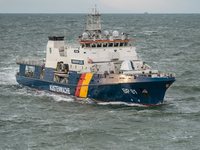 BPOL-CUX: Einsatzschiff BP 81 POTSDAM der Bundespolizei beim Hafengeburtstag Hamburg 2024 dabei - Foto: presseportal.de