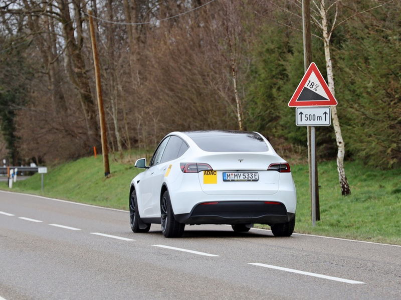 E-Autos gewinnen bis zu 40 Prozent Energie zurück / Rekuperation steigert Effizienz deutlich / Größtes Sparpotenzial im Stadtverkehr / Tipps für Elektroauto-Fahrer - Foto: presseportal.de
