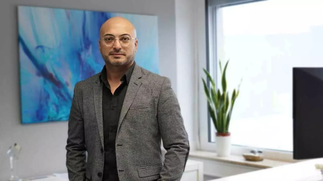 Kenan Kutlu von der Digitalagentur kenmedia: Wie Performance-Marketing in fünf Schritten zum Erfolg führt - Bild: presseportal.de